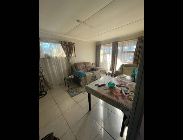 4 BEDROOM HOUSE FOR SALE IN DANA BAY